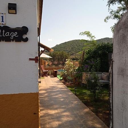 La Tierra Verde COTTAGE Alcuéscar Exterior foto